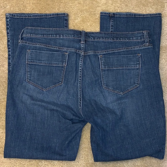 Old Navy Bootcut Jeans - Picture 2 of 5